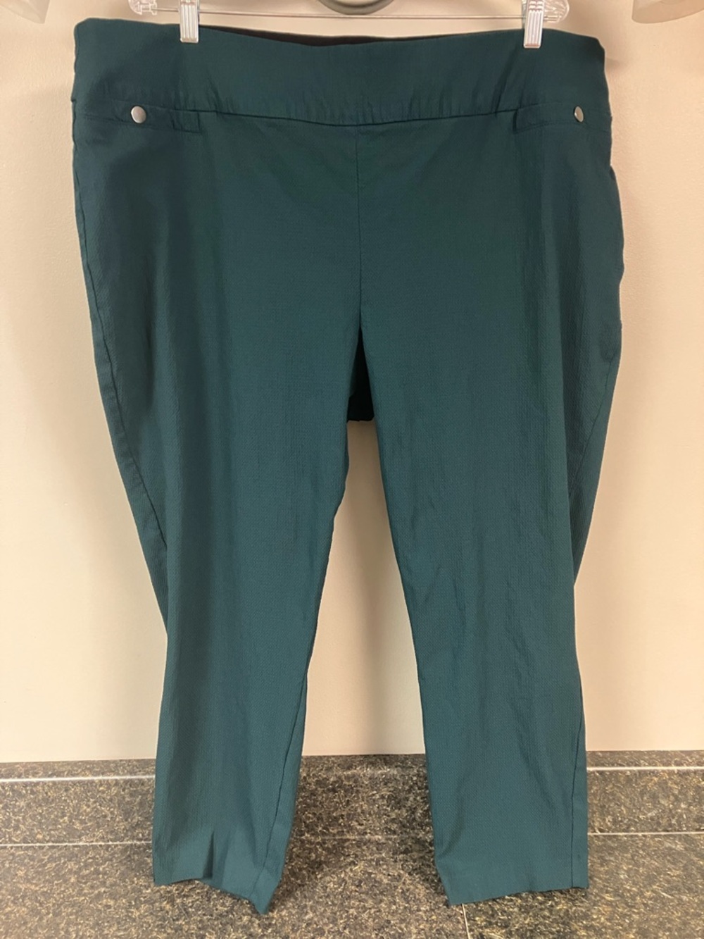 Maurices teal textured pull on cropped pants 24w